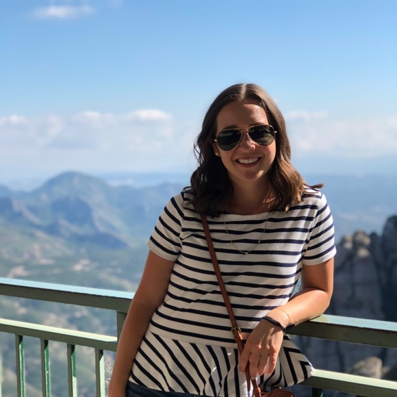 Meet your Posher, Taylor - Picture 1 of 1